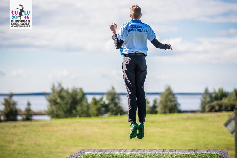 Mikael Hakala hyppäsi kuumeisenakin takaisin kärkiryhmään. Kuva: Eino Ansio / Innova Europe