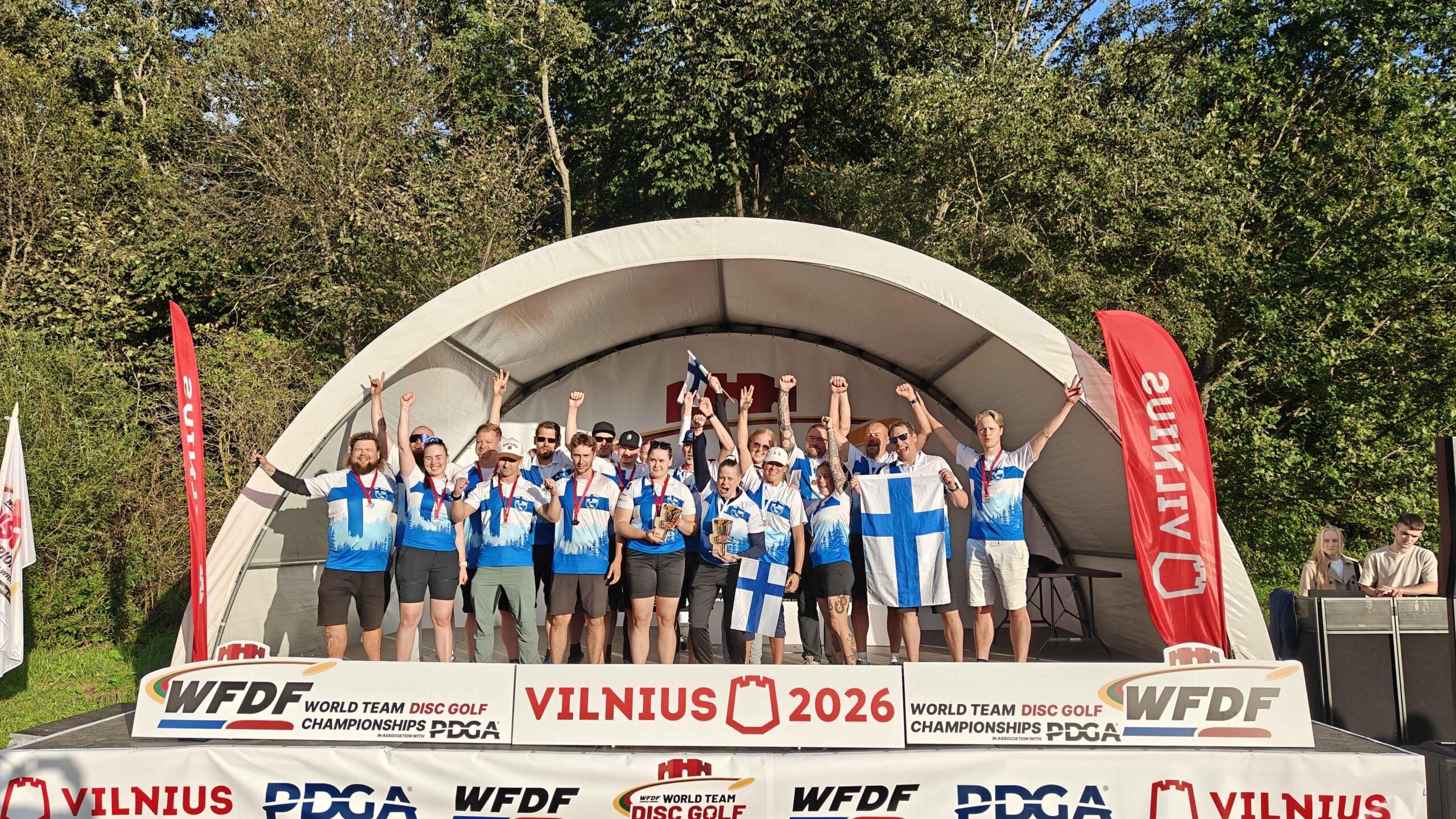 Suomelle kaksi mitalia joukkuefrisbeegolfin MM-kisoista, Pro Tour -kausi päätökseen – Tuloskooste 37/2026